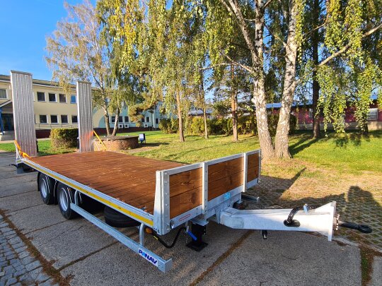 Przyczepy niskopodwoziowe tandemowe